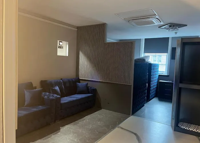101 Bold Street Apartments